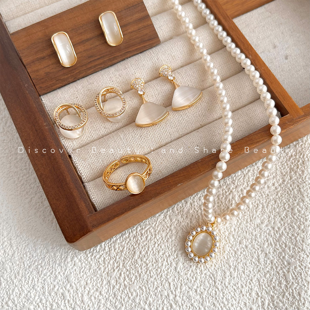 Pearl Earring Stud - Accessori fai da te: Orecchini vintage