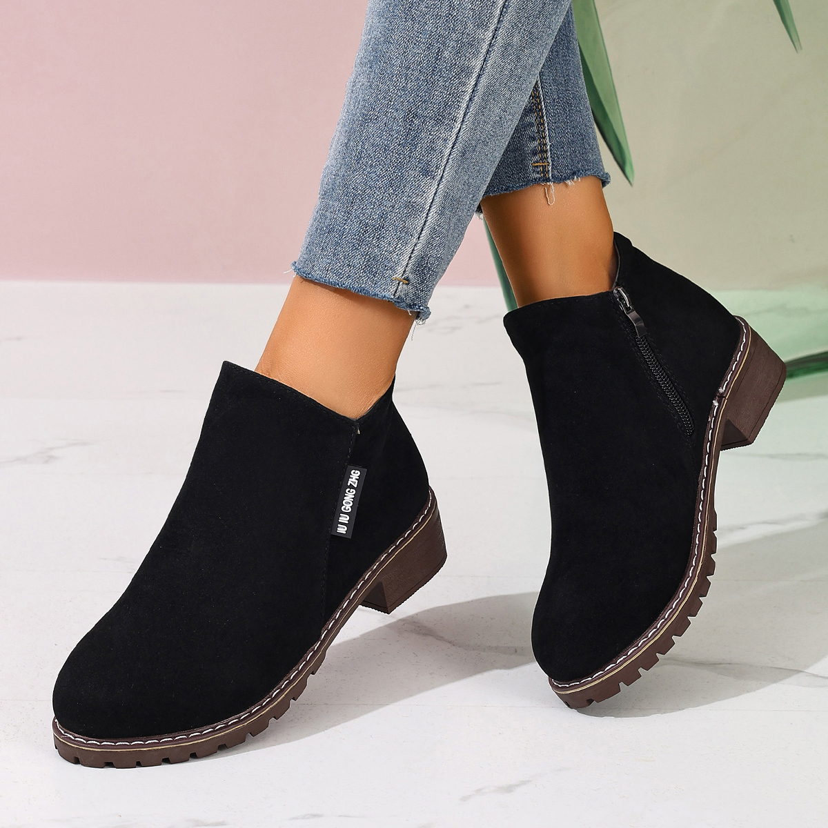 Women Formal Wear With Shoes - Stivaletti da Donna Autunno Inverno con