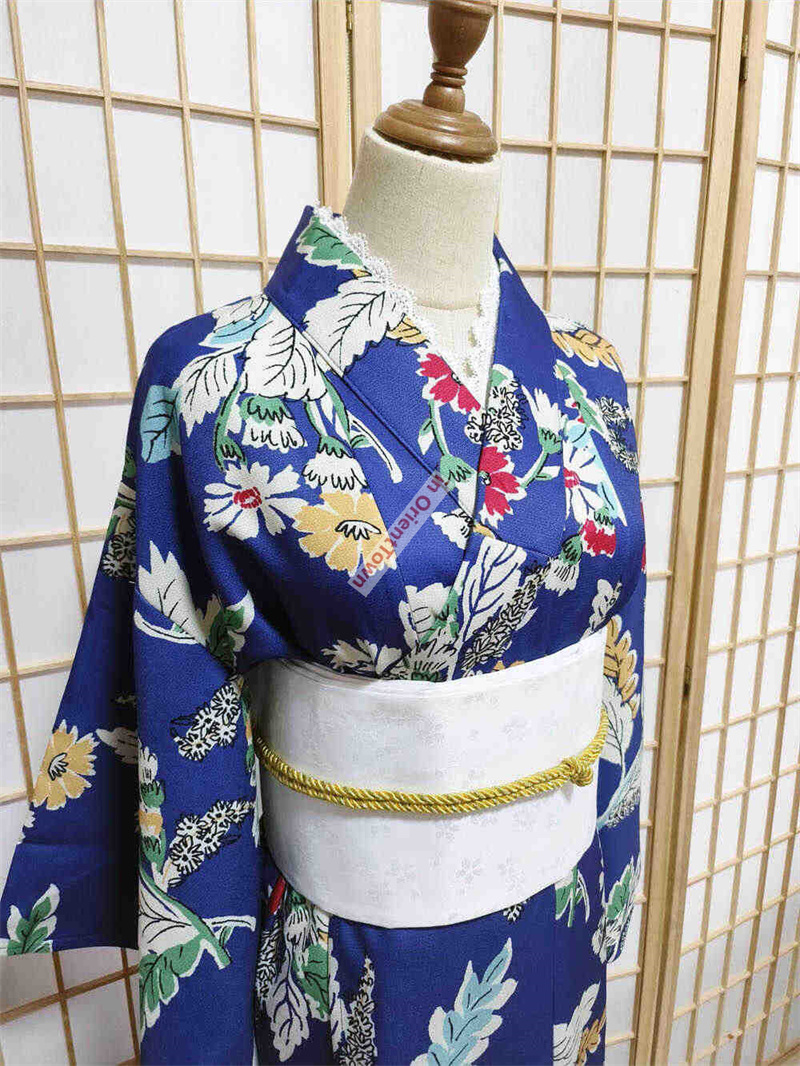 Abbigliamento Formale Giappone - Japanese Women Formal Wear recensione e prezzo