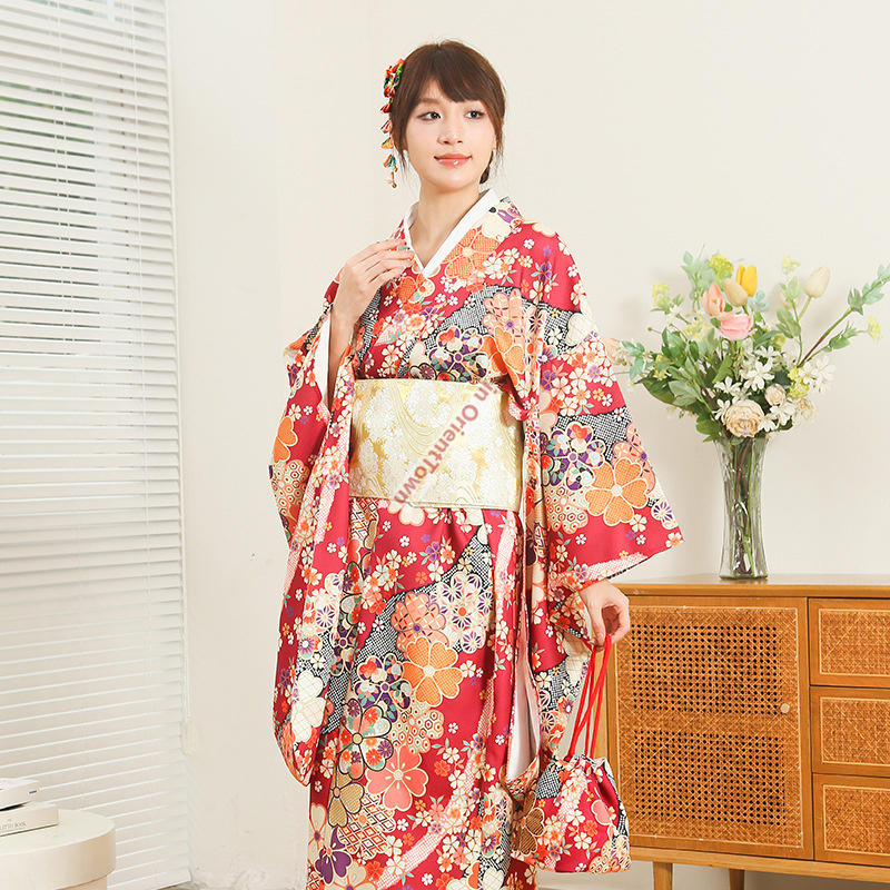 Kimono Giapponese da Donna Ver - Japanese Women Formal Wear recensione e prezzo