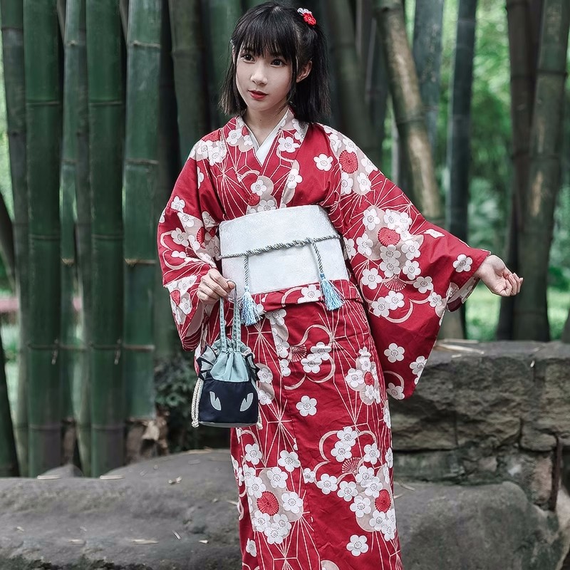 Kimono Yukata Giapponese Rosso - Japanese Women Formal Wear recensione e prezzo
